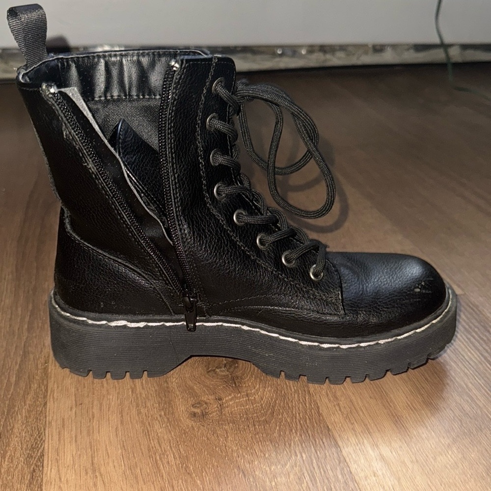 Black boots worn a couple of times (not doc Martins )